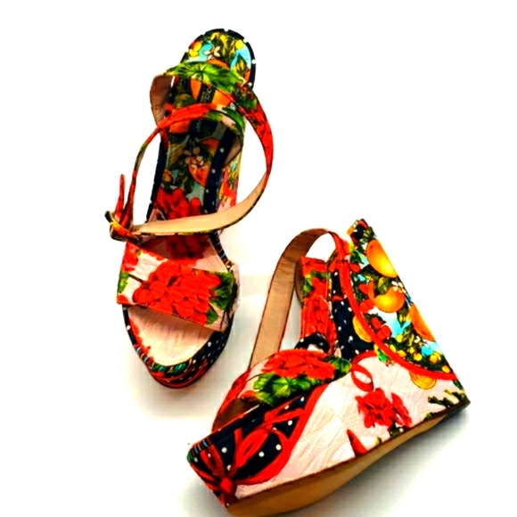 Dolce & Gabbana size 40 1/2 color multi 100% Authentic 10 inches long - Picture 3 of 15